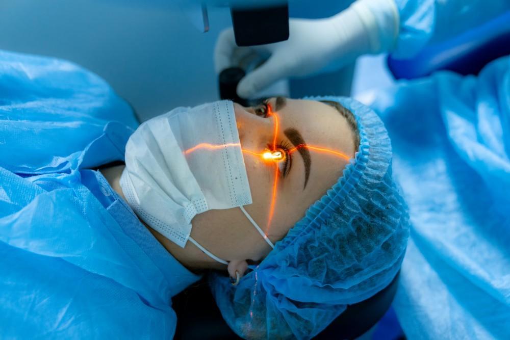 lasik eye surgery